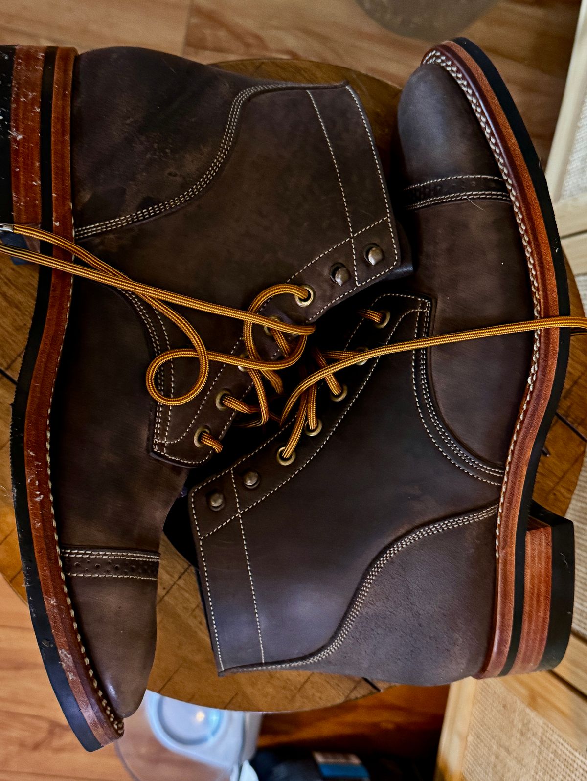 Photo by daniel.johnson7 on November 5, 2025 of the Onderhoud SVC03 Service Boot in Maryam Toscanello Rovescio Sego.