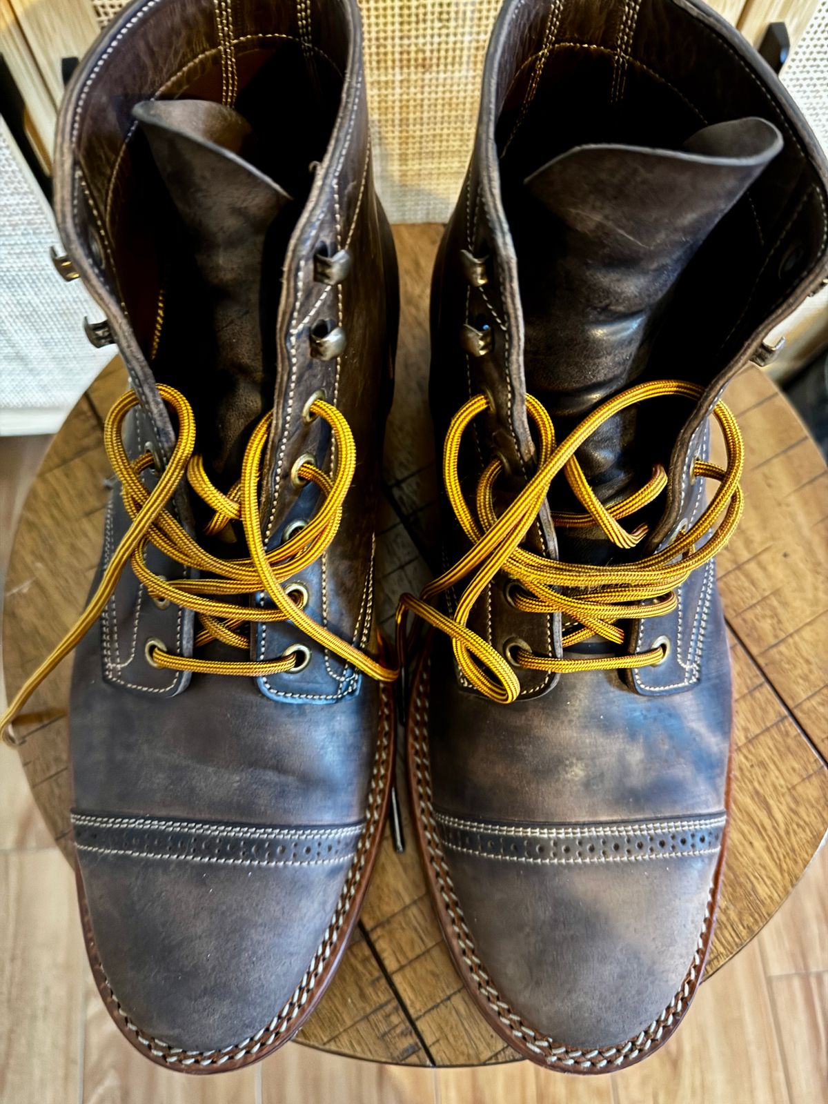 Photo by daniel.johnson7 on November 5, 2025 of the Onderhoud SVC03 Service Boot in Maryam Toscanello Rovescio Sego.