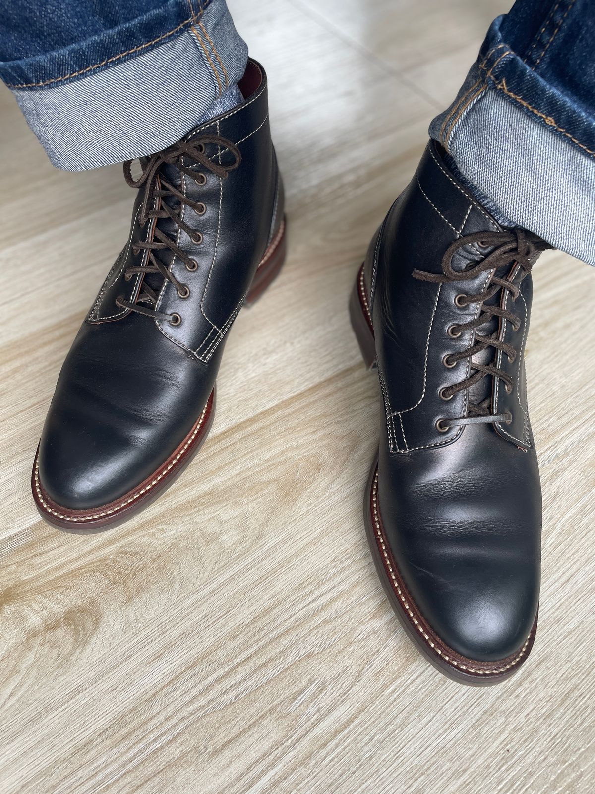 Photo by thedrunkdunker on July 14, 2024 of the Caswell Boot Company Lisbon in Horween Black Chromexcel.