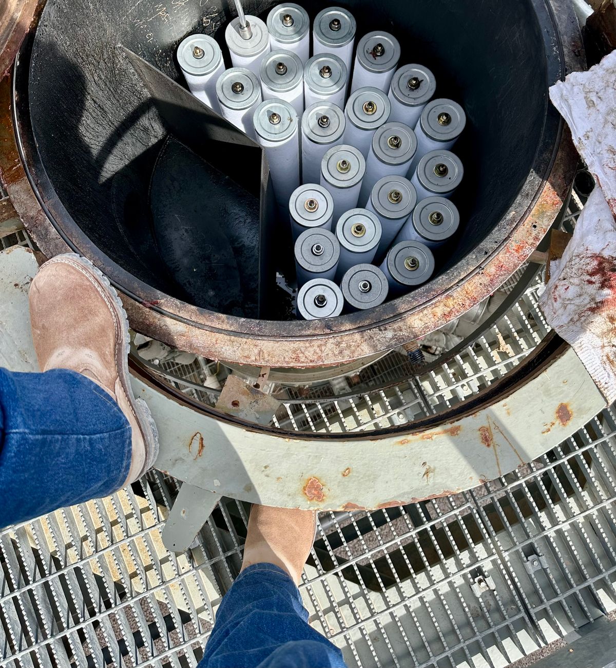 Photo by ArielJGZ6 on April 24, 2026 of the Wesco Boss Rough 'n' Ready Brown Roughout in Seidel Tanning Roughout Brown Leather.