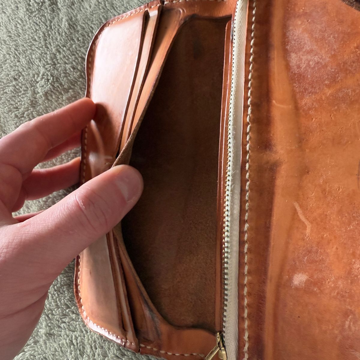 Photo by billynotreally on May 29, 2026 of the Eternal Leather Goods Biker Long Wallet in Unknown Natural Veg Tan.