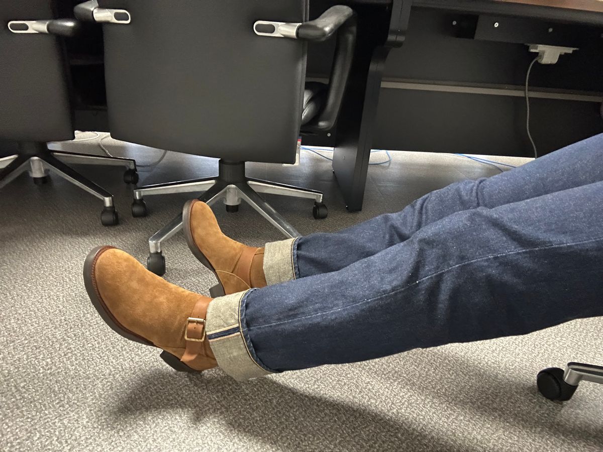 Photo by Patrick_Kwon on August 28, 2025 of the RRL Engineer Boots in Brown Roughout Suede.