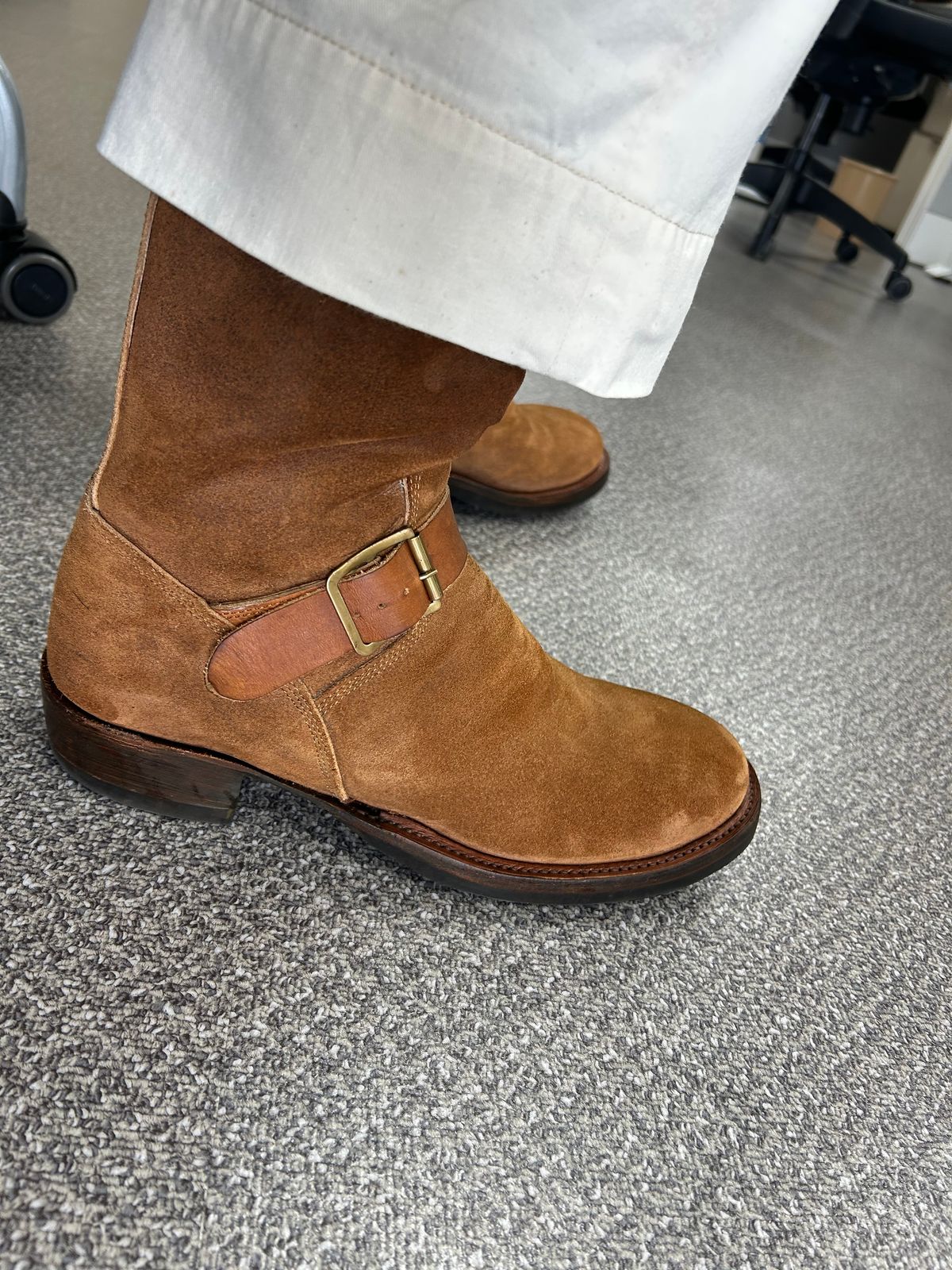 Photo by Patrick_Kwon on October 24, 2025 of the RRL Engineer Boots in Brown Roughout Suede.