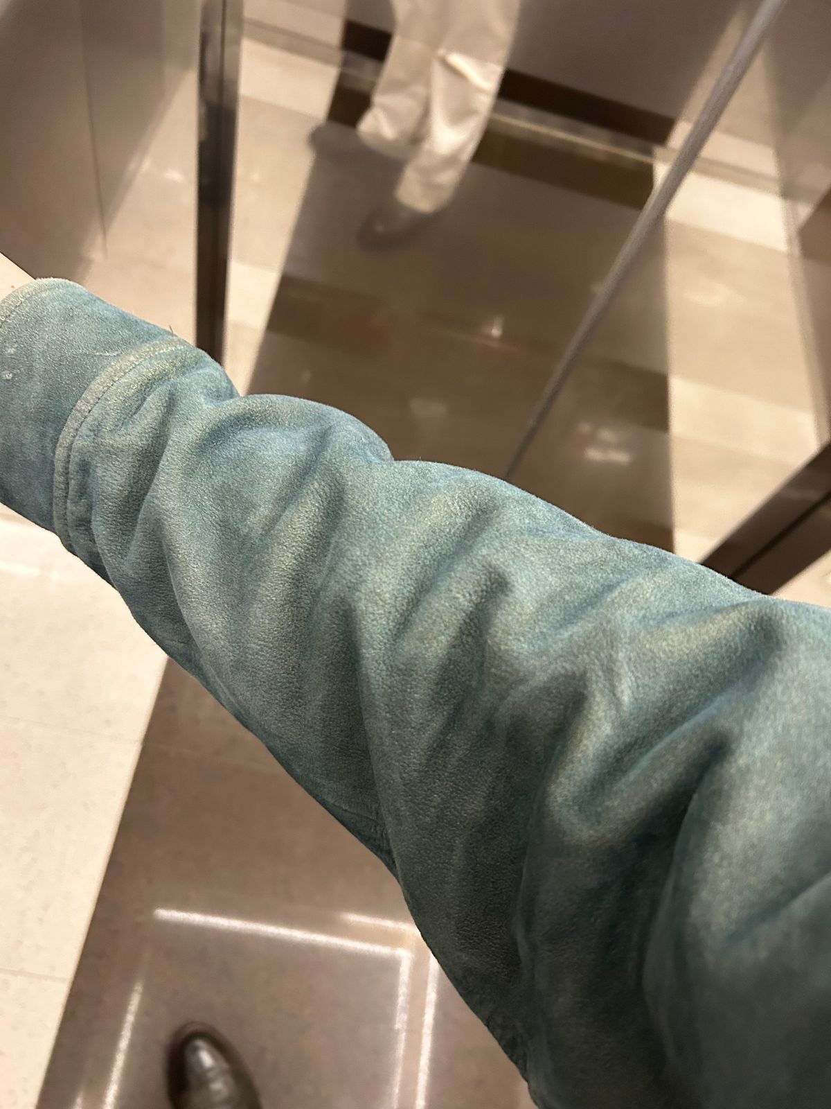 Photo by Patrick_Kwon on October 20, 2025 of the RRL Indigo Dyed Sheepskin Leather Jacket in Sheep Skin.