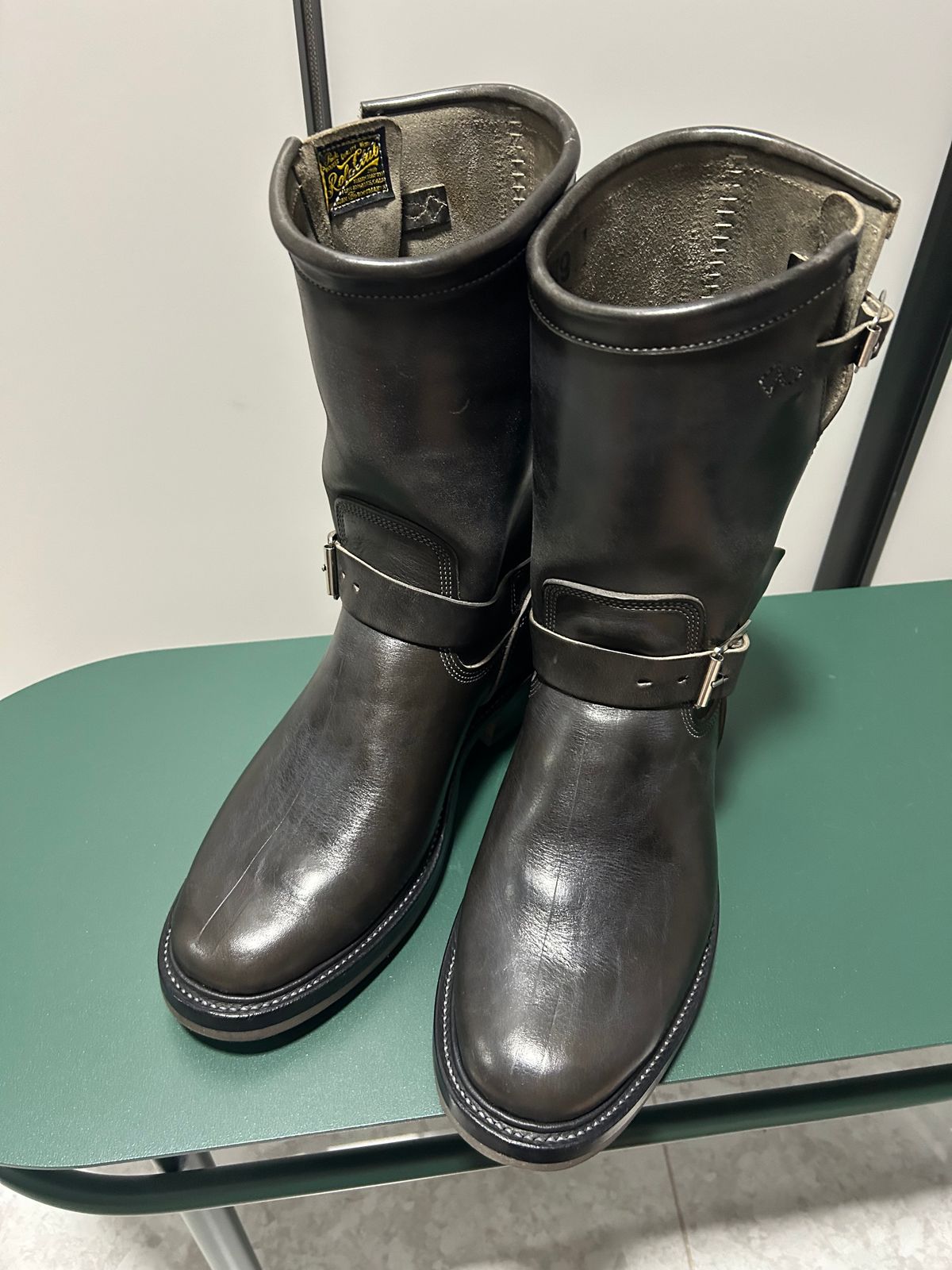 Photo by Patrick_Kwon on April 1, 2026 of the Role Club Engineer Boots in Grey Maryam Italy Horsebutt.