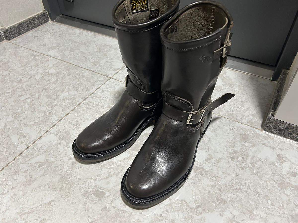 Photo by Patrick_Kwon on April 5, 2026 of the Role Club Engineer Boots in Grey Maryam Italy Horsebutt.