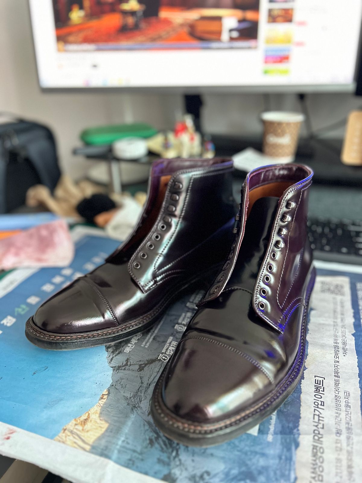 Photo by Patrick_Kwon on April 13, 2024 of the Alden Parajumper Boots in Horween Color 8 Shell Cordovan.