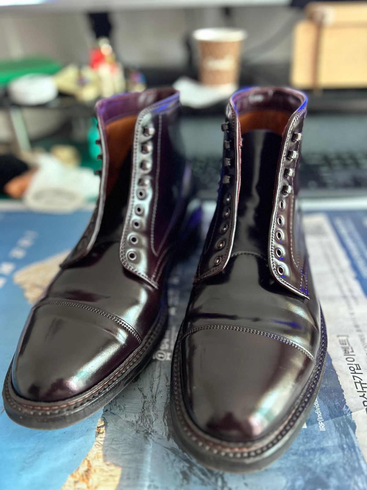 Photo by Patrick_Kwon on April 13, 2024 of the Alden Parajumper Boots in Horween Color 8 Shell Cordovan.