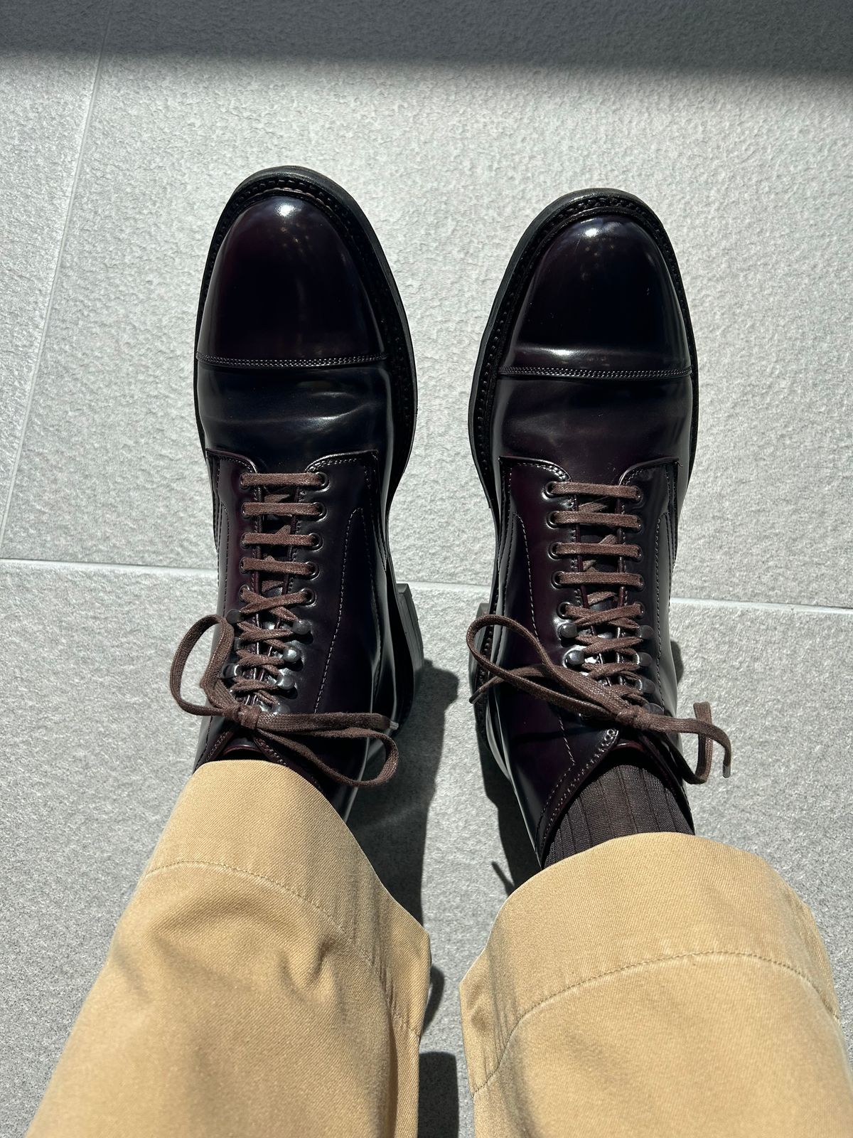 Photo by Patrick_Kwon on September 23, 2025 of the Alden Parajumper Boots in Horween Color 8 Shell Cordovan.