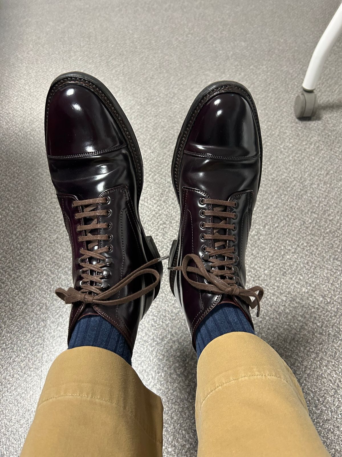 Photo by Patrick_Kwon on October 29, 2025 of the Alden Parajumper Boots in Horween Color 8 Shell Cordovan.