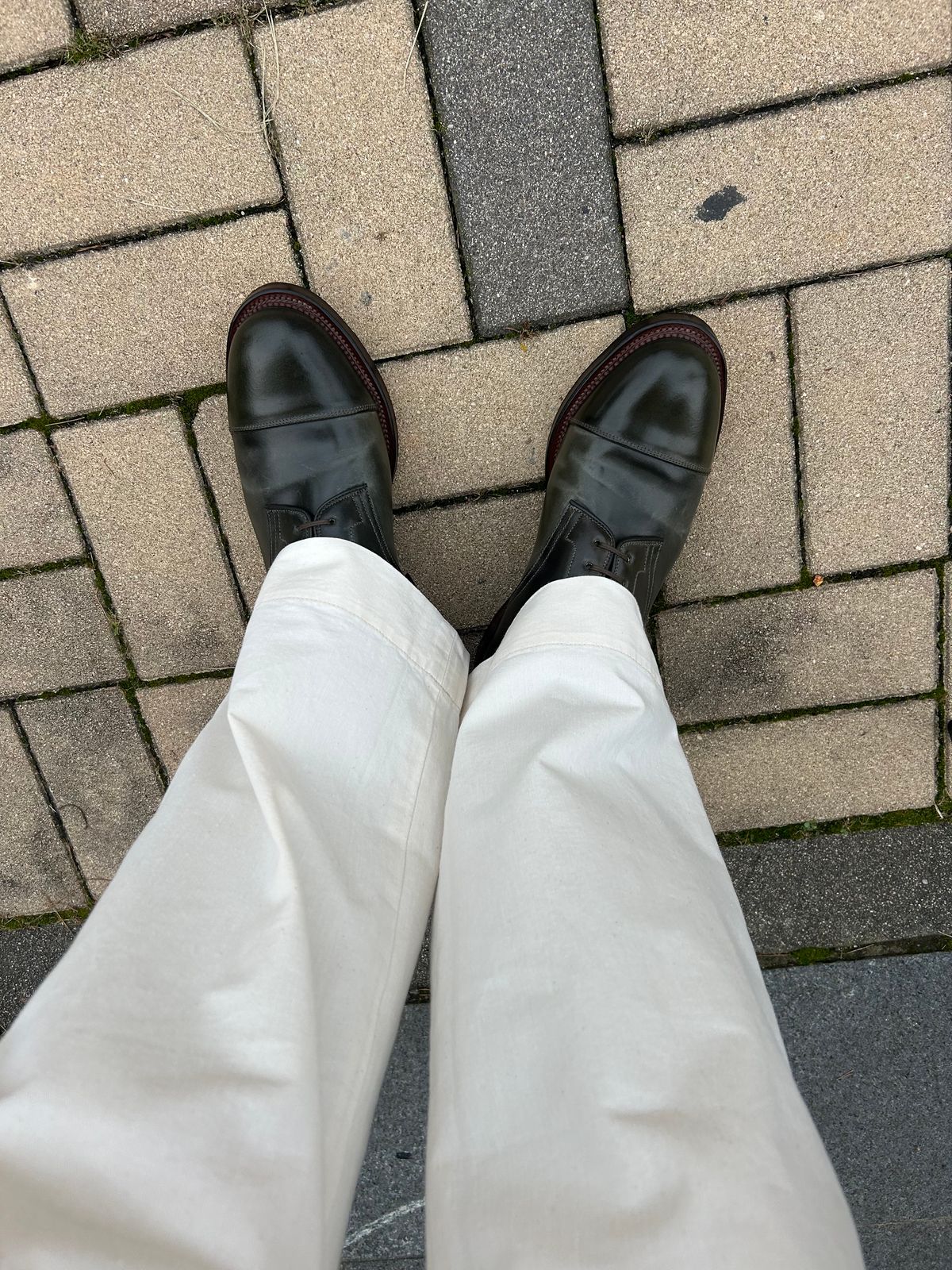 Photo by Patrick_Kwon on October 19, 2025 of the Viberg Halkett in Horween Old Bronze Shell Cordovan.