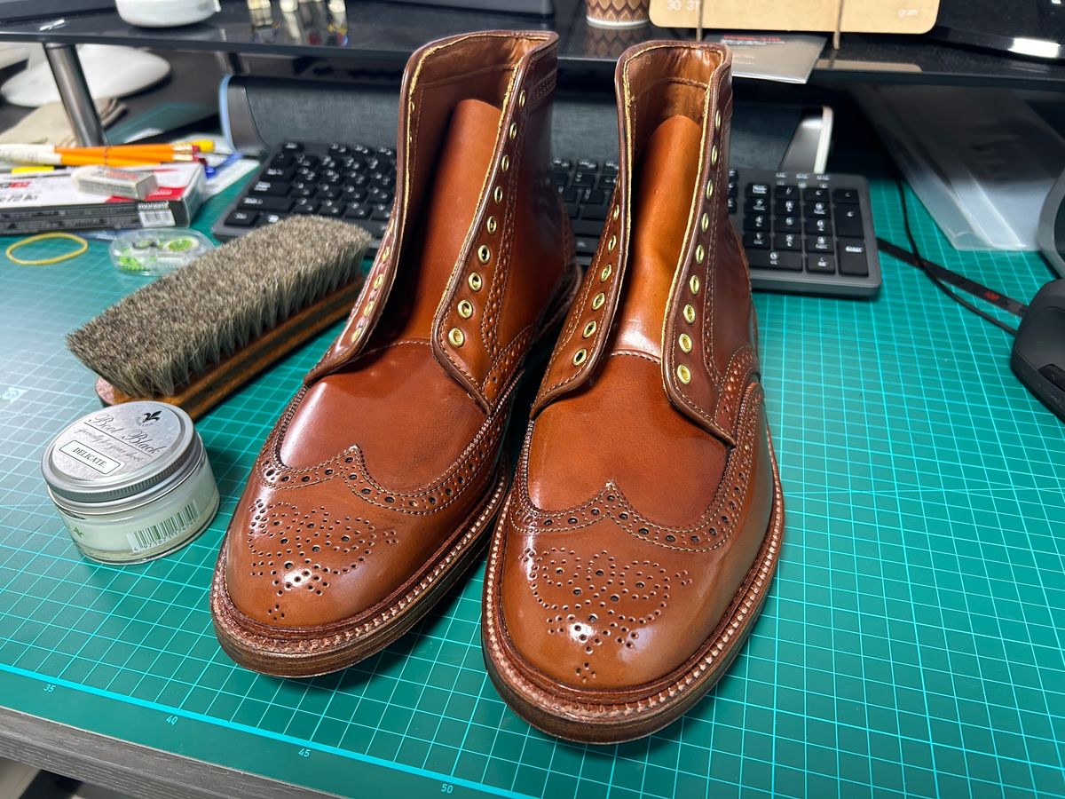 Photo by Patrick_Kwon on August 28, 2024 of the Alden Wingtip Boot in Horween Amaretto Shell Cordovan.