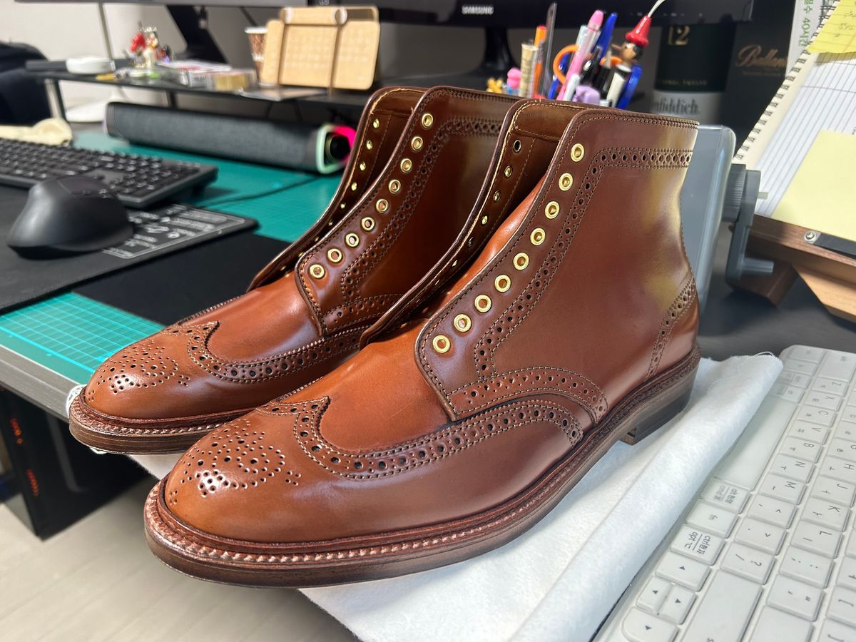 Photo by Patrick_Kwon on August 30, 2024 of the Alden Wingtip Boot in Horween Amaretto Shell Cordovan.