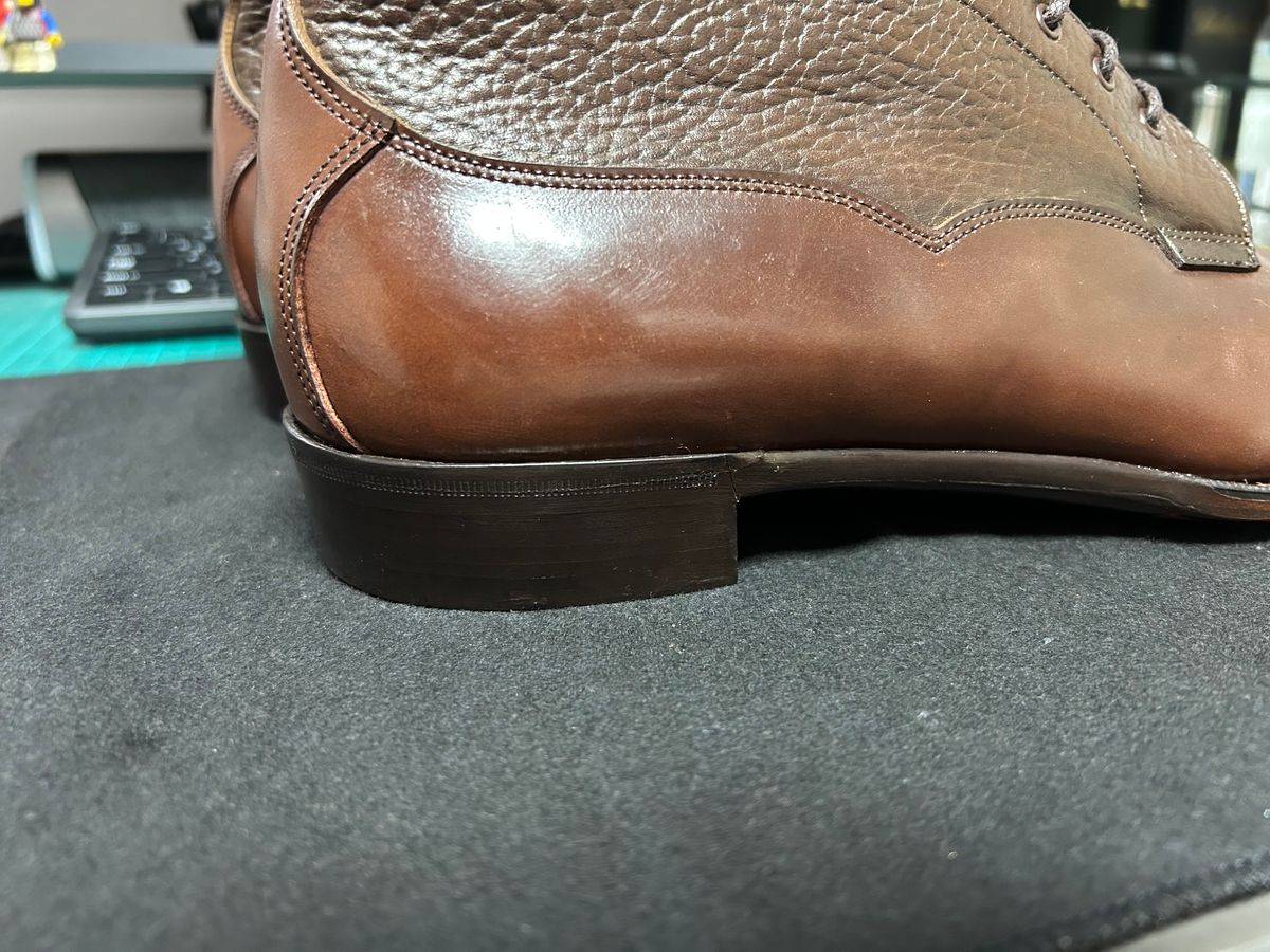 Photo by Patrick_Kwon on October 22, 2025 of the Edward Green Galway in Horween Cognac Shell Cordovan & Dark Brown London Grain.