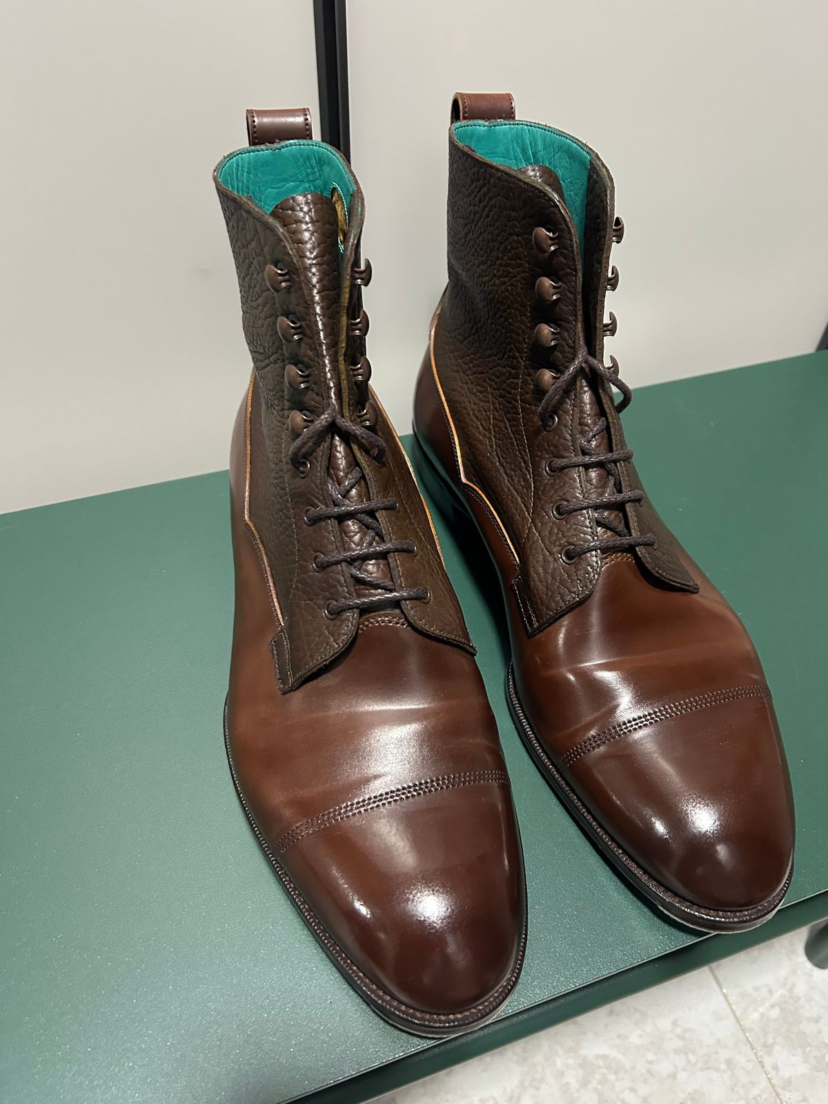 Photo by Patrick_Kwon on November 18, 2025 of the Edward Green Galway in Horween Cognac Shell Cordovan & Dark Brown London Grain.