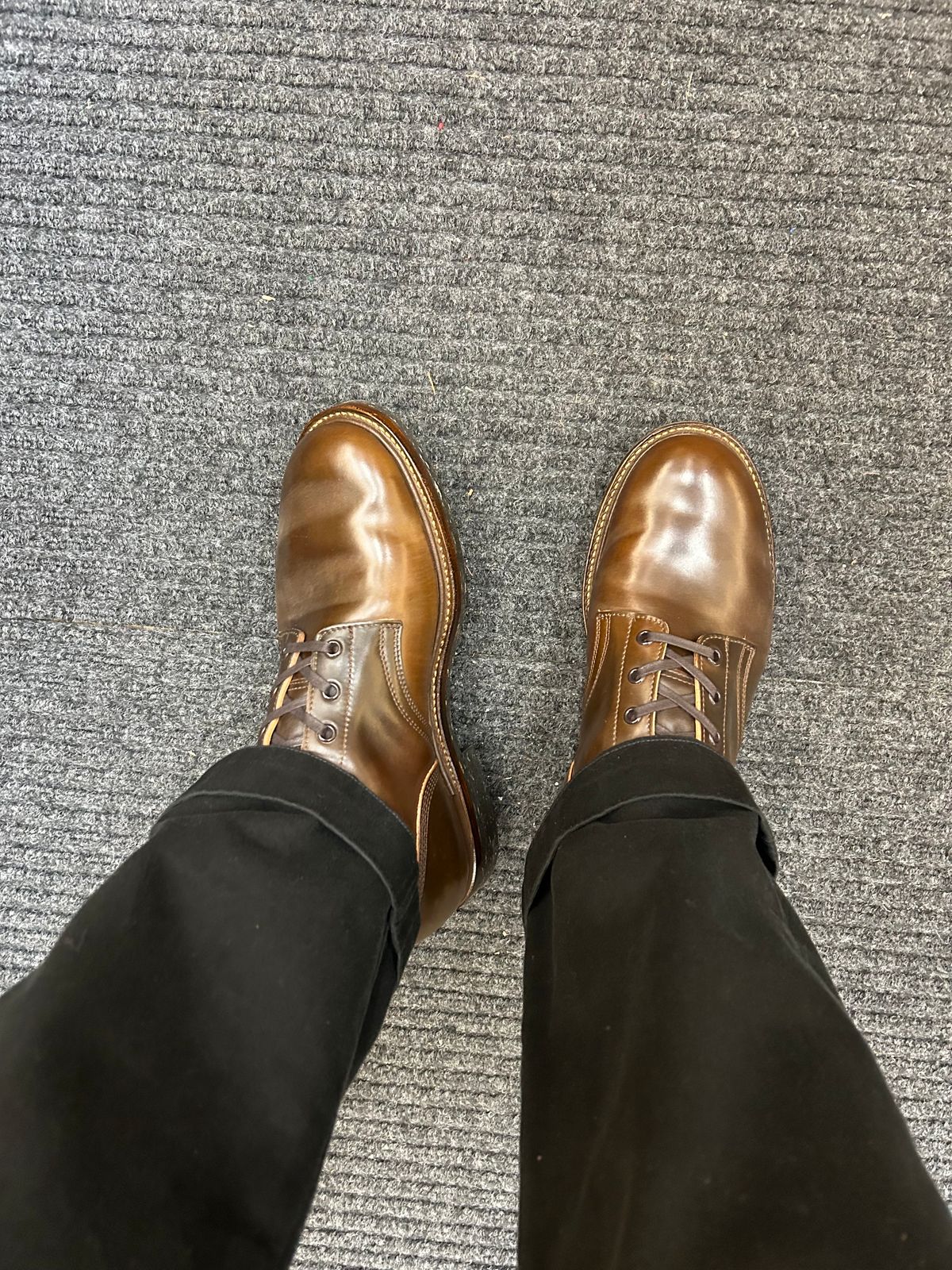 Photo by Patrick_Kwon on December 25, 2024 of the Role Club Boondockers in Horween Dark Cognac Shell Cordovan.