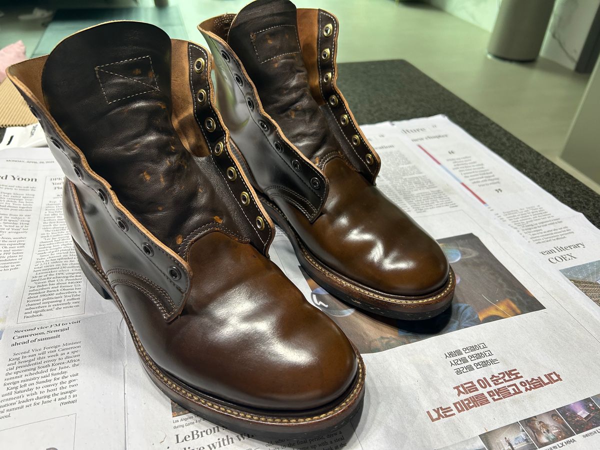 Photo by Patrick_Kwon on February 28, 2025 of the Role Club Boondockers in Horween Dark Cognac Shell Cordovan.