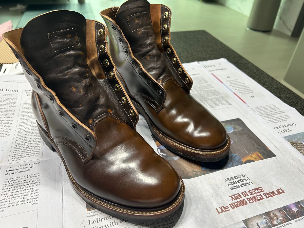 Photo by Patrick_Kwon on February 28, 2025 of the Role Club Boondockers in Horween Dark Cognac Shell Cordovan.