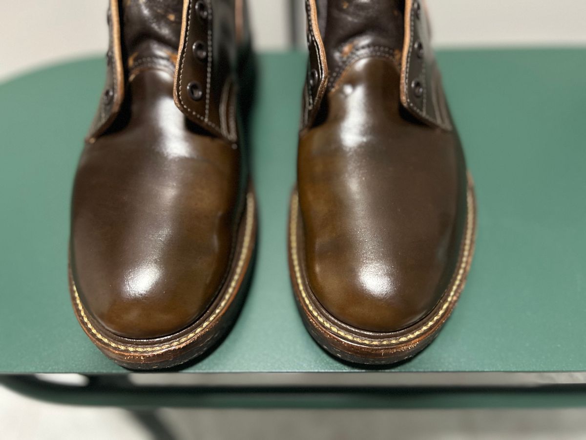 Photo by Patrick_Kwon on May 25, 2025 of the Role Club Boondockers in Horween Dark Cognac Shell Cordovan.