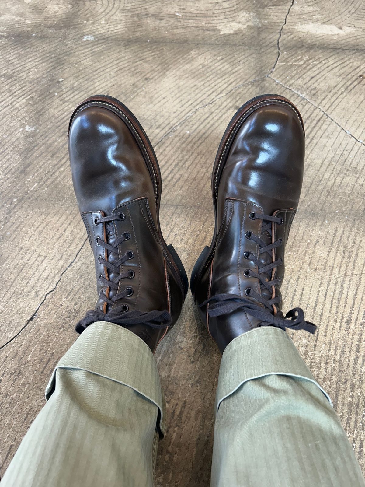 Photo by Patrick_Kwon on June 22, 2025 of the Role Club Boondockers in Horween Dark Cognac Shell Cordovan.
