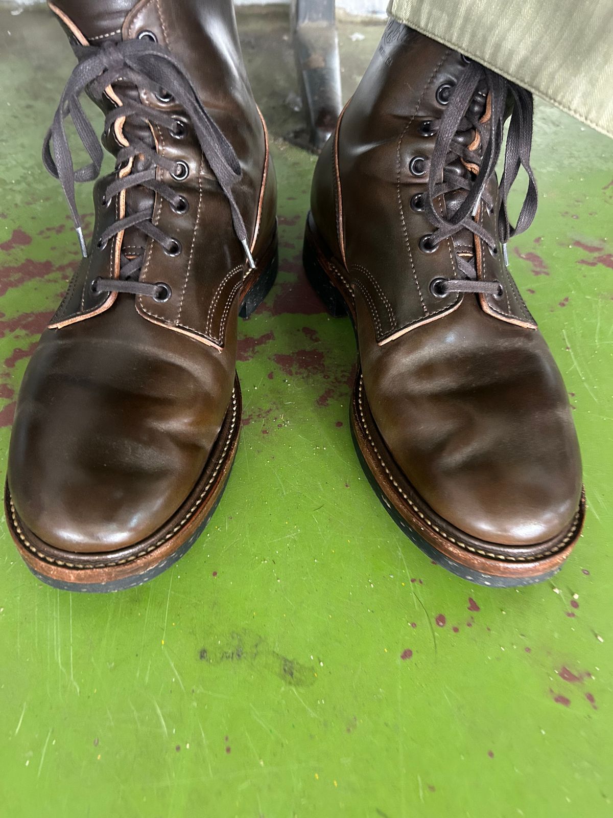 Photo by Patrick_Kwon on June 21, 2025 of the Role Club Boondockers in Horween Dark Cognac Shell Cordovan.