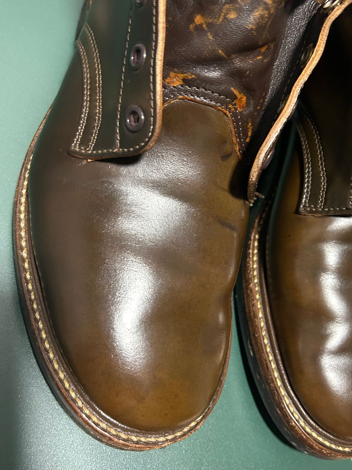 Photo by Patrick_Kwon on October 28, 2025 of the Role Club Boondockers in Horween Dark Cognac Shell Cordovan.