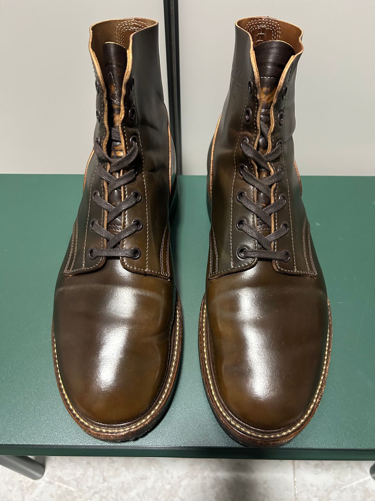 Photo by Patrick_Kwon on October 28, 2025 of the Role Club Boondockers in Horween Dark Cognac Shell Cordovan.