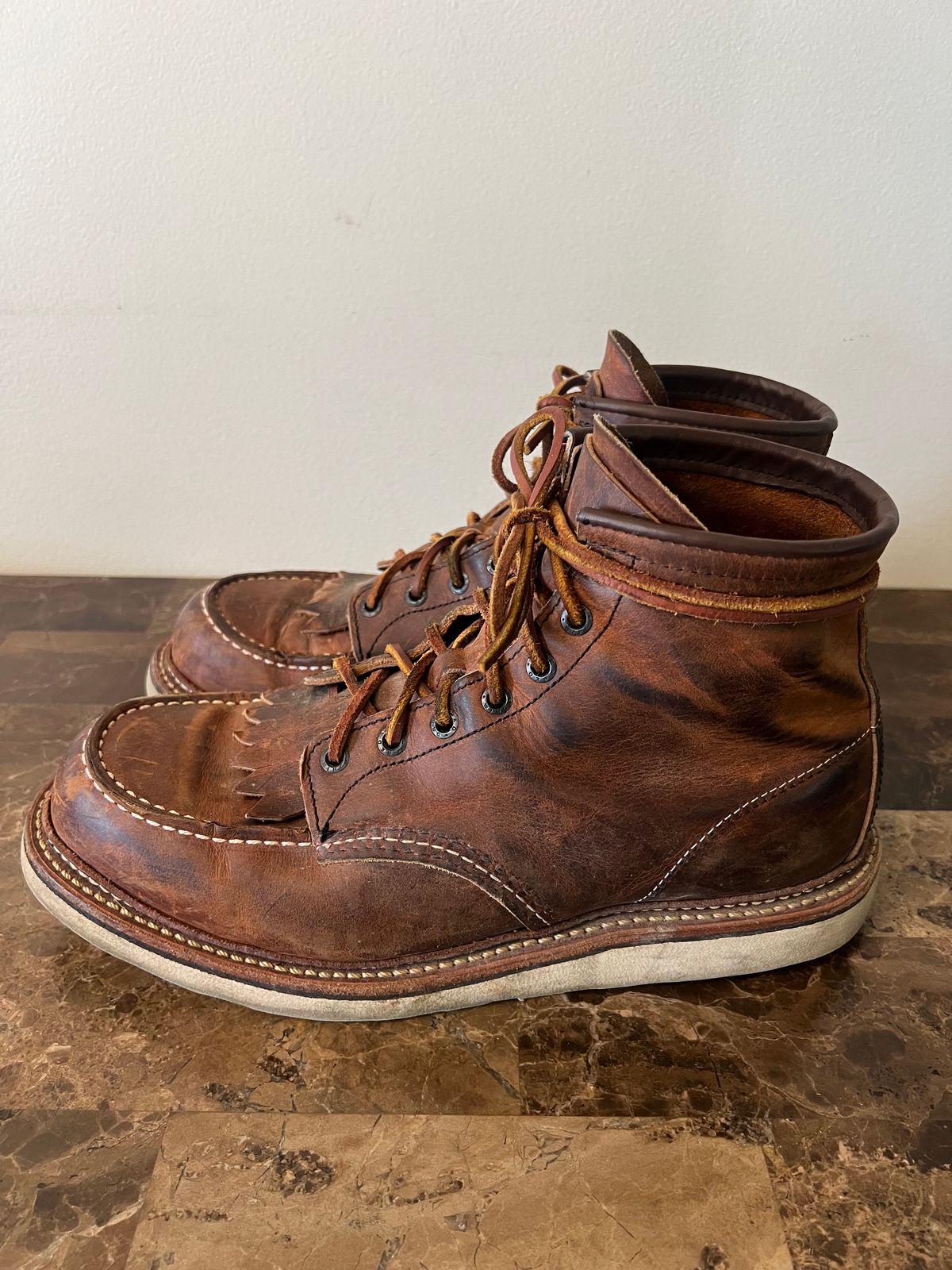Photo by 216octopus on June 1, 2025 of the Red Wing 1907 in S.B. Foot Copper Rough and Tough.