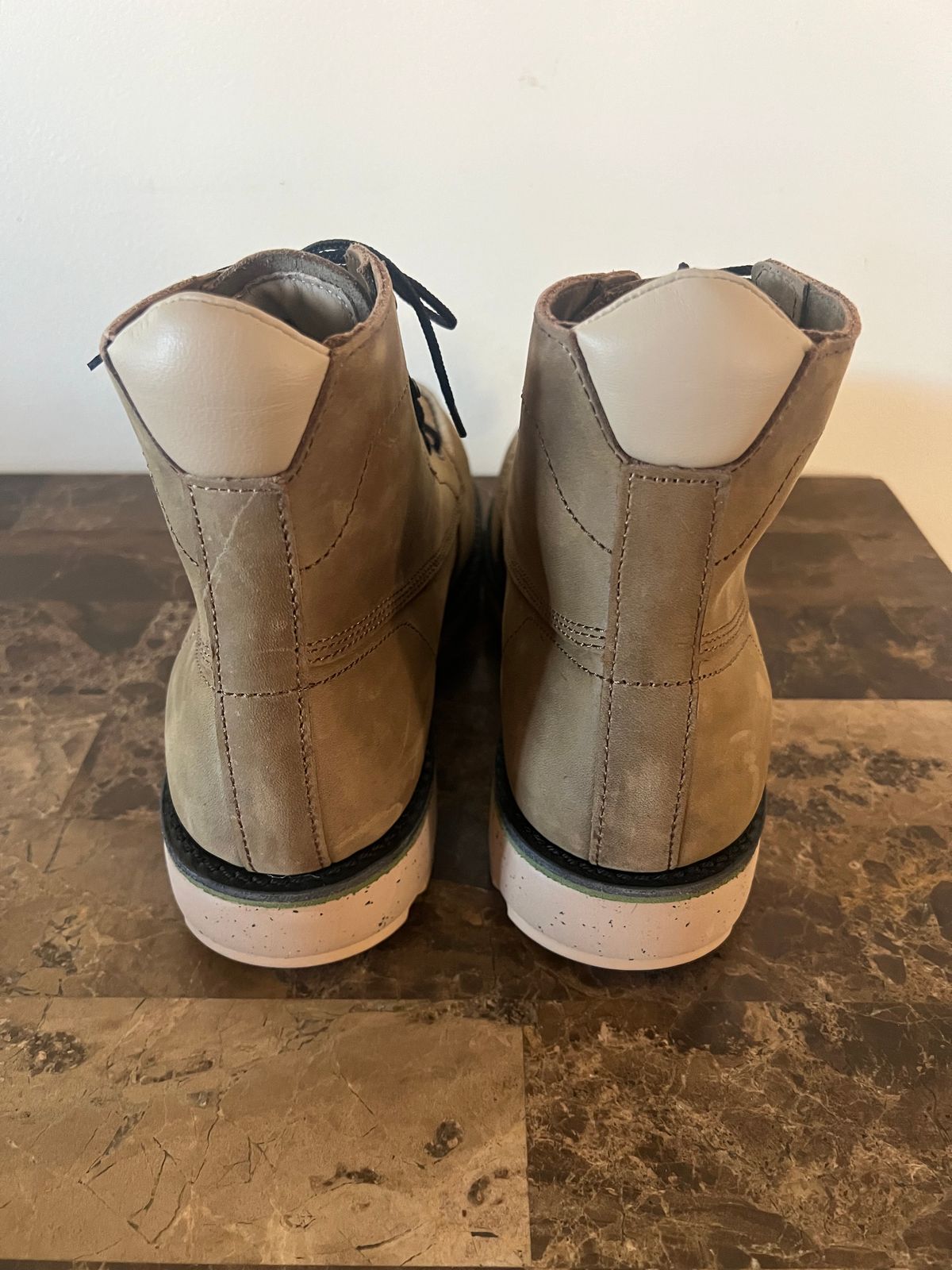 Photo by 216octopus on September 28, 2025 of the Red Wing 2476 in Nubuck, Oiled.