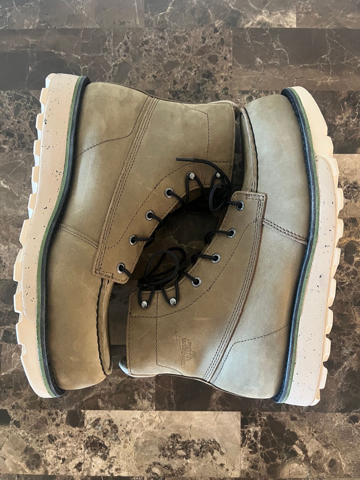 Photo by 216octopus on September 28, 2025 of the Red Wing 2476 in Nubuck, Oiled.