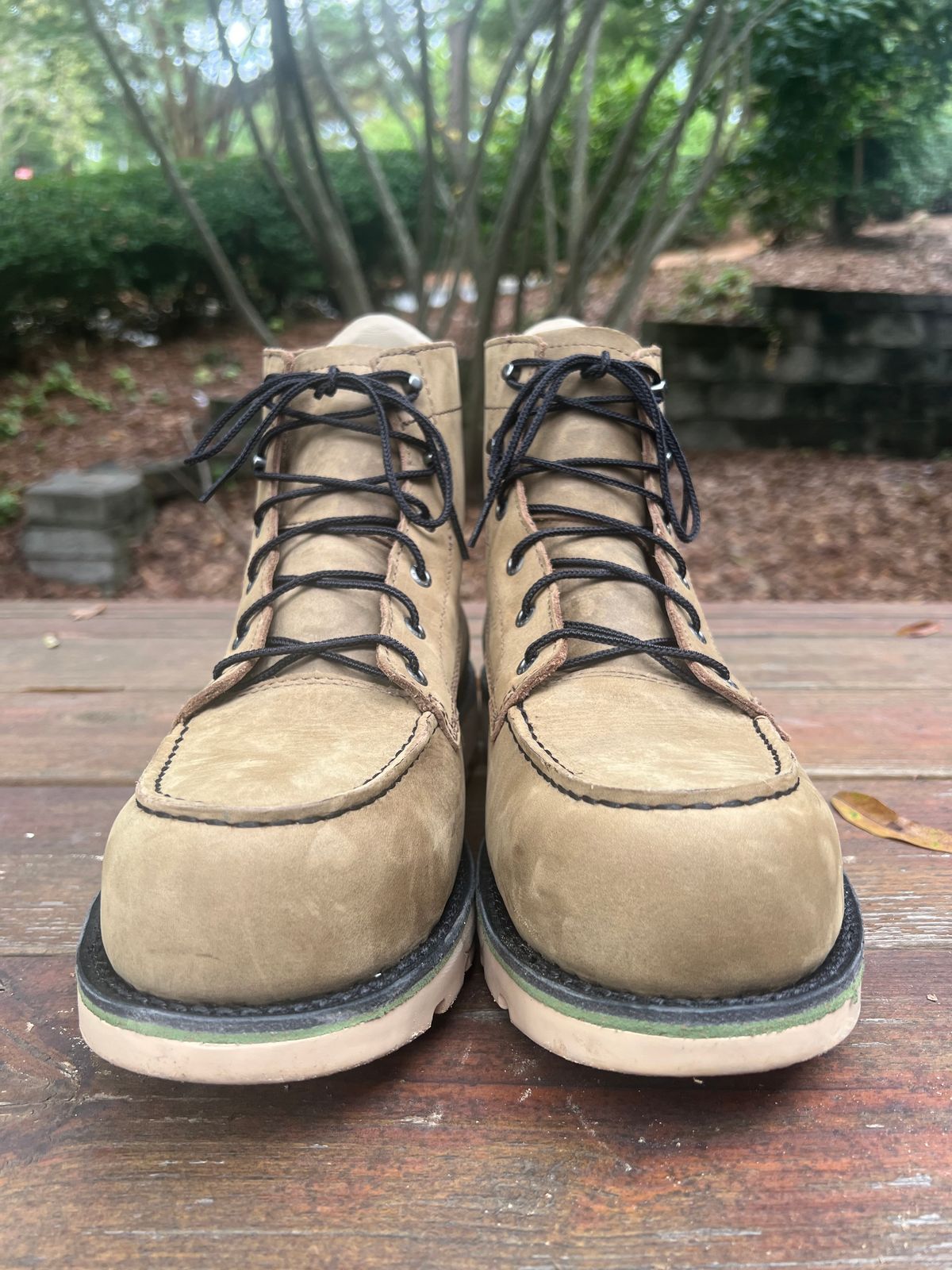 Photo by 216octopus on October 1, 2025 of the Red Wing 2476 in Nubuck, Oiled.
