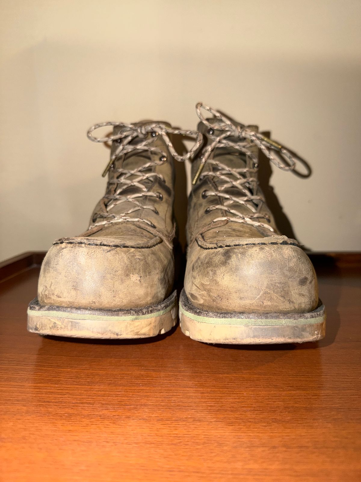 Photo by 216octopus on March 5, 2026 of the Red Wing 2476 in Nubuck, Oiled.