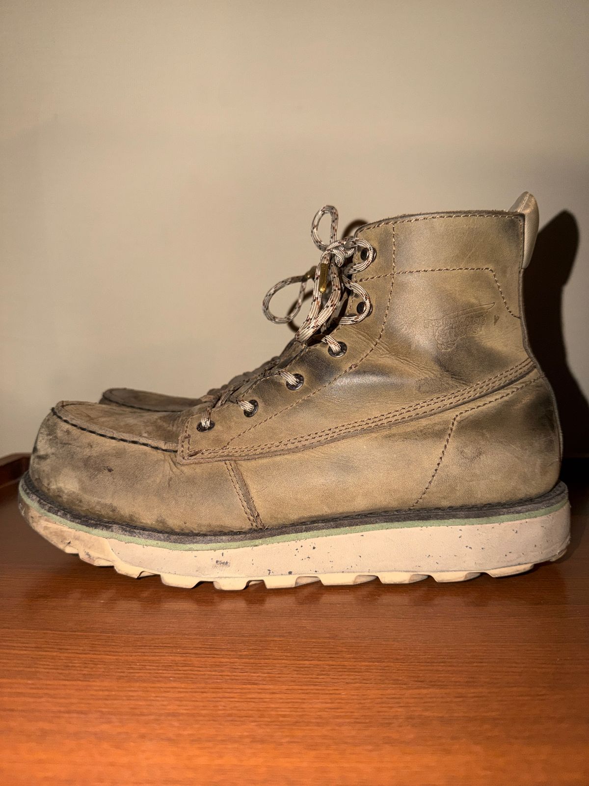 Photo by 216octopus on March 5, 2026 of the Red Wing 2476 in Nubuck, Oiled.