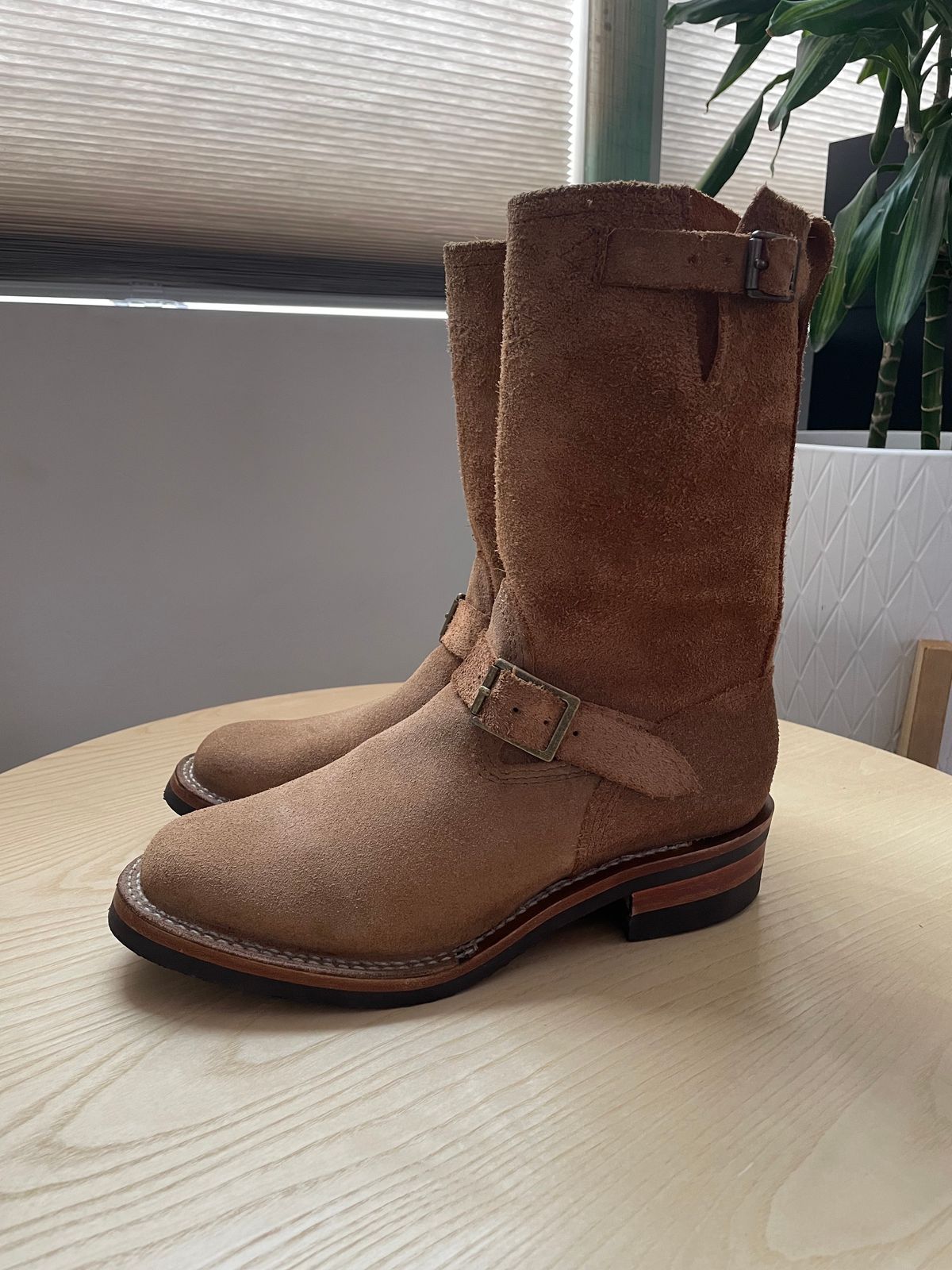 Photo by leafjar77 on November 2, 2024 of the Wesco x Ship John Derroll Boot in Seidel British Tan Domain Roughout.