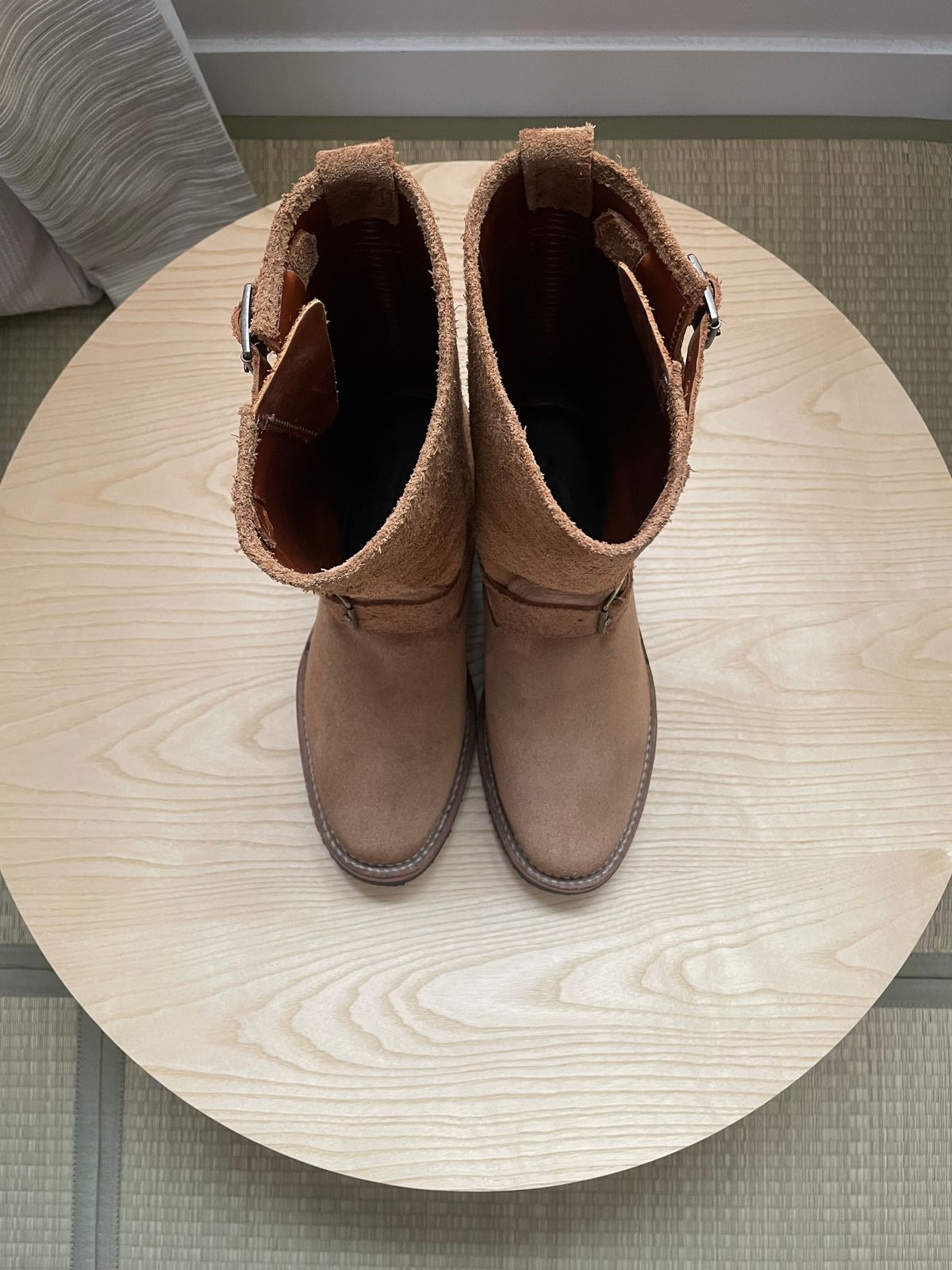 Photo by leafjar77 on November 2, 2024 of the Wesco x Ship John Derroll Boot in Seidel British Tan Domain Roughout.