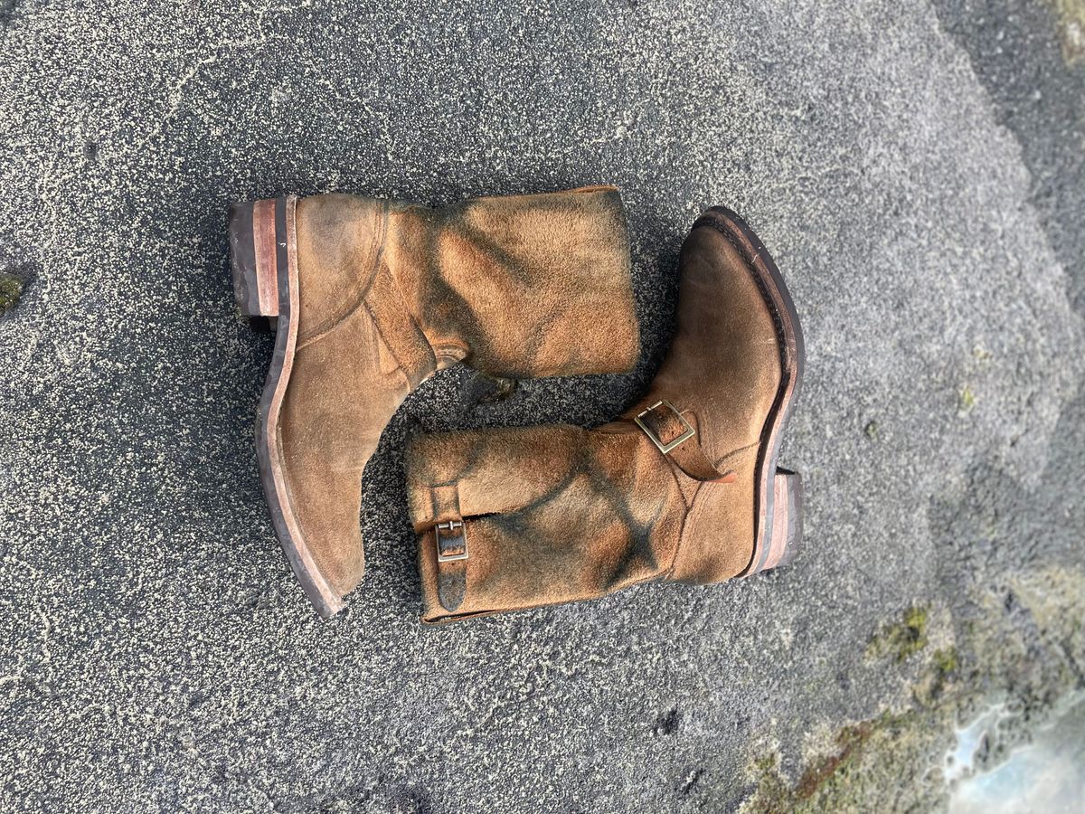 Photo by leafjar77 on March 3, 2025 of the Wesco x Ship John Derroll Boot in Seidel British Tan Domain Roughout.