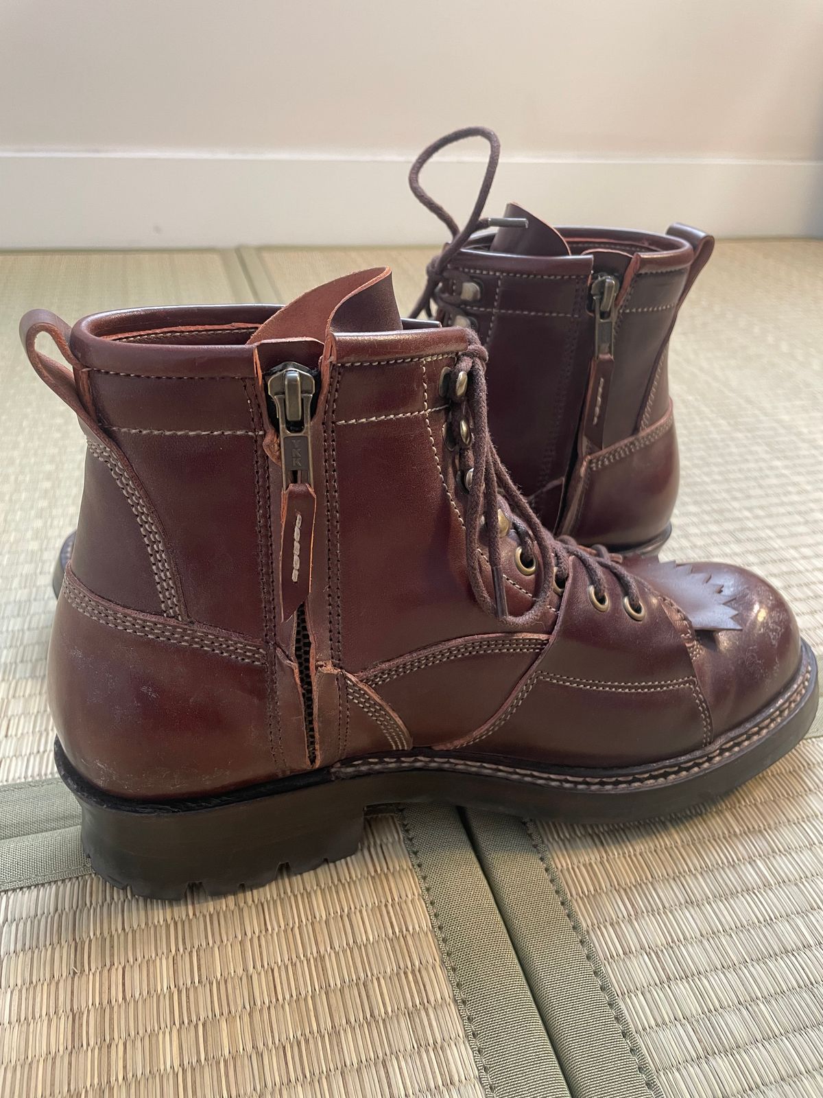 Photo by jar on December 14, 2024 of the Jakkrabbits Ivories Boot in Shinki Brown Shell Cordovan.