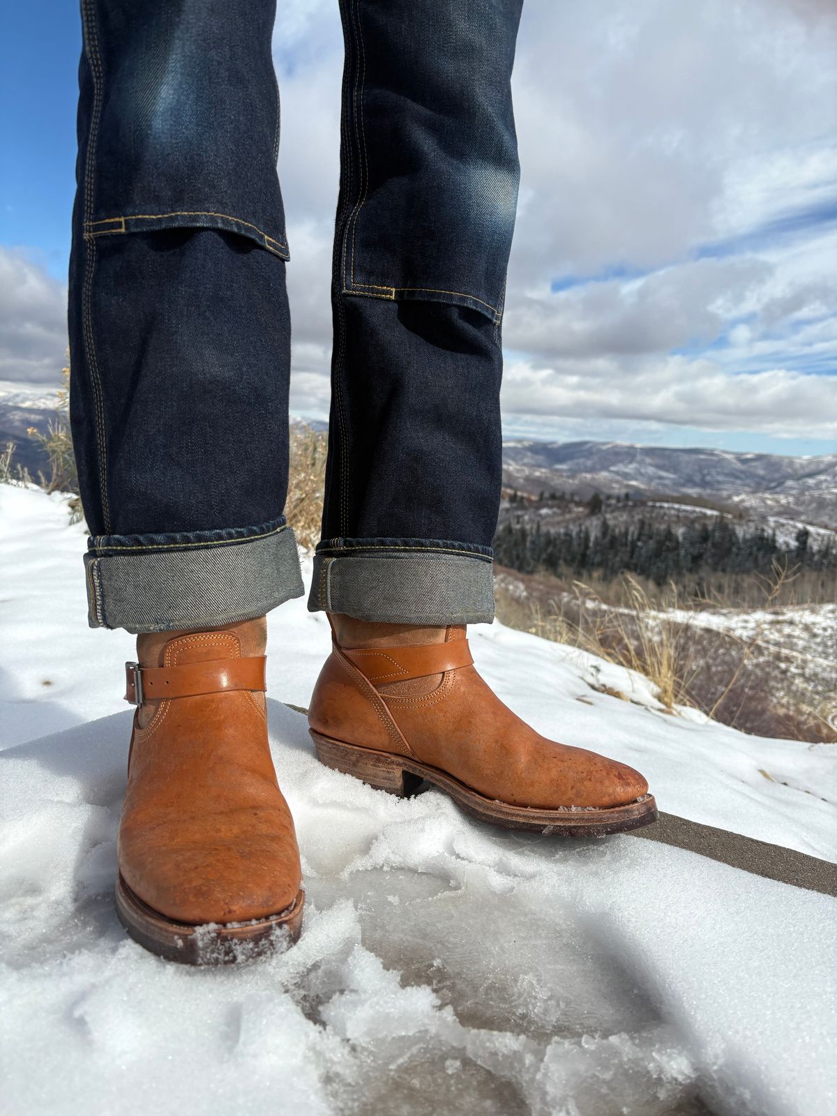 Photo by leafjar77 on October 17, 2025 of the Unsung U 22-2 Engineer Boot in Maryam Natural Rovescio Sego.