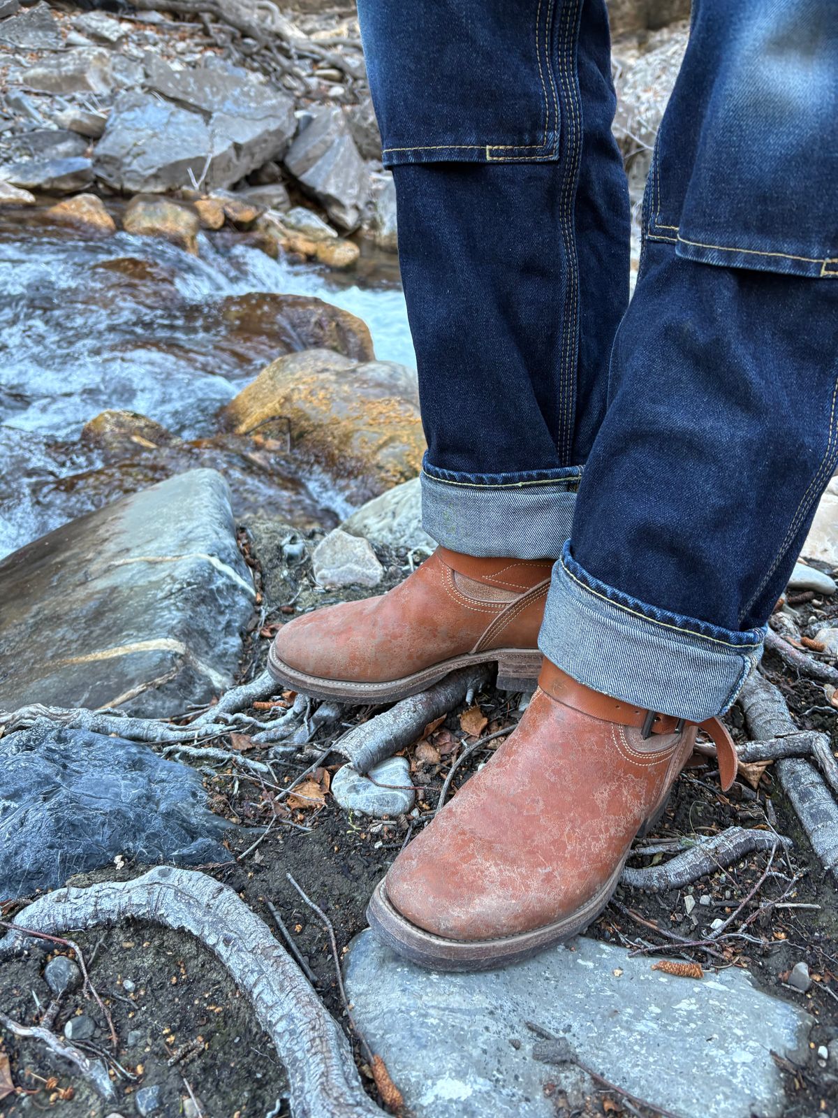 Photo by leafjar77 on December 12, 2025 of the Unsung U 22-2 Engineer Boot in Maryam Natural Rovescio Sego.