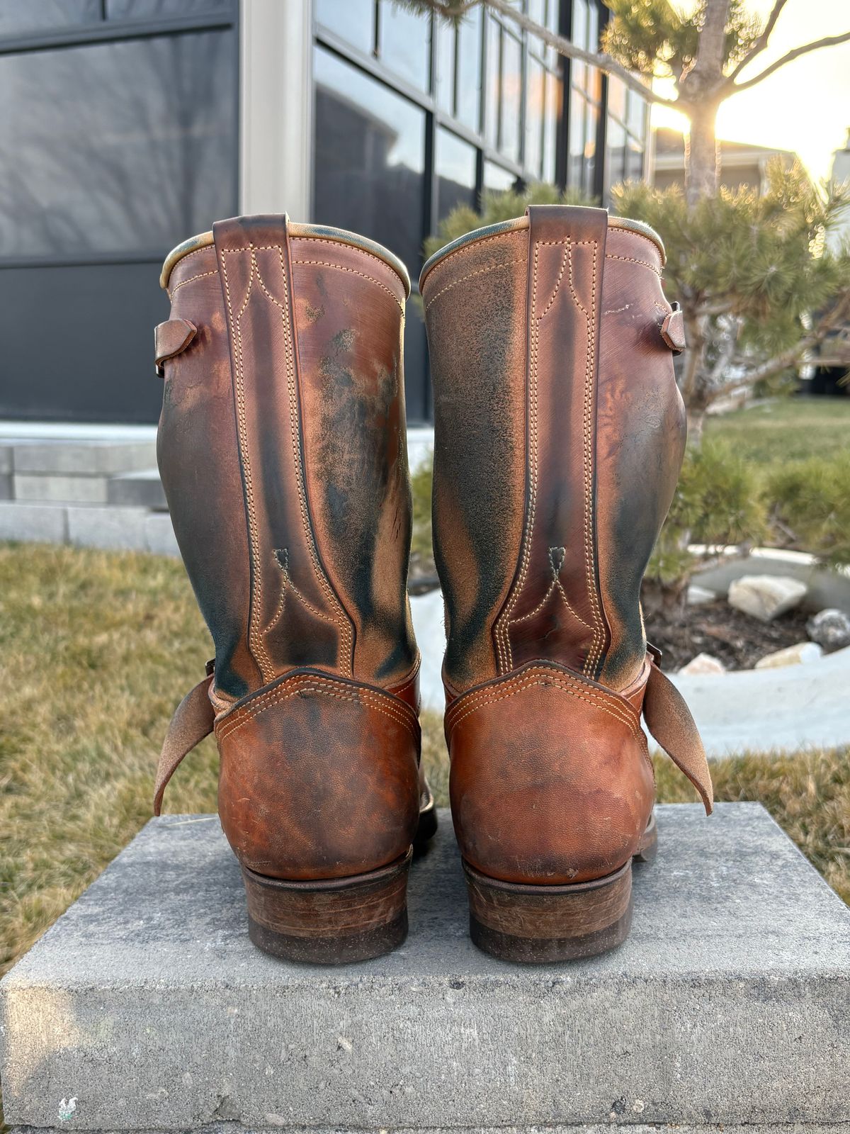 Photo by leafjar77 on February 4, 2026 of the Unsung U 22-2 Engineer Boot in Maryam Natural Rovescio Sego.