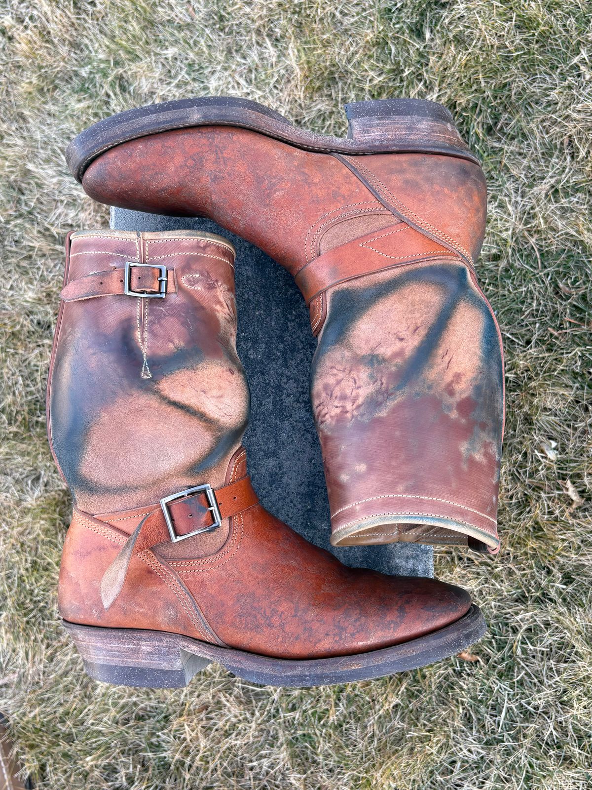 Photo by leafjar77 on February 4, 2026 of the Unsung U 22-2 Engineer Boot in Maryam Natural Rovescio Sego.