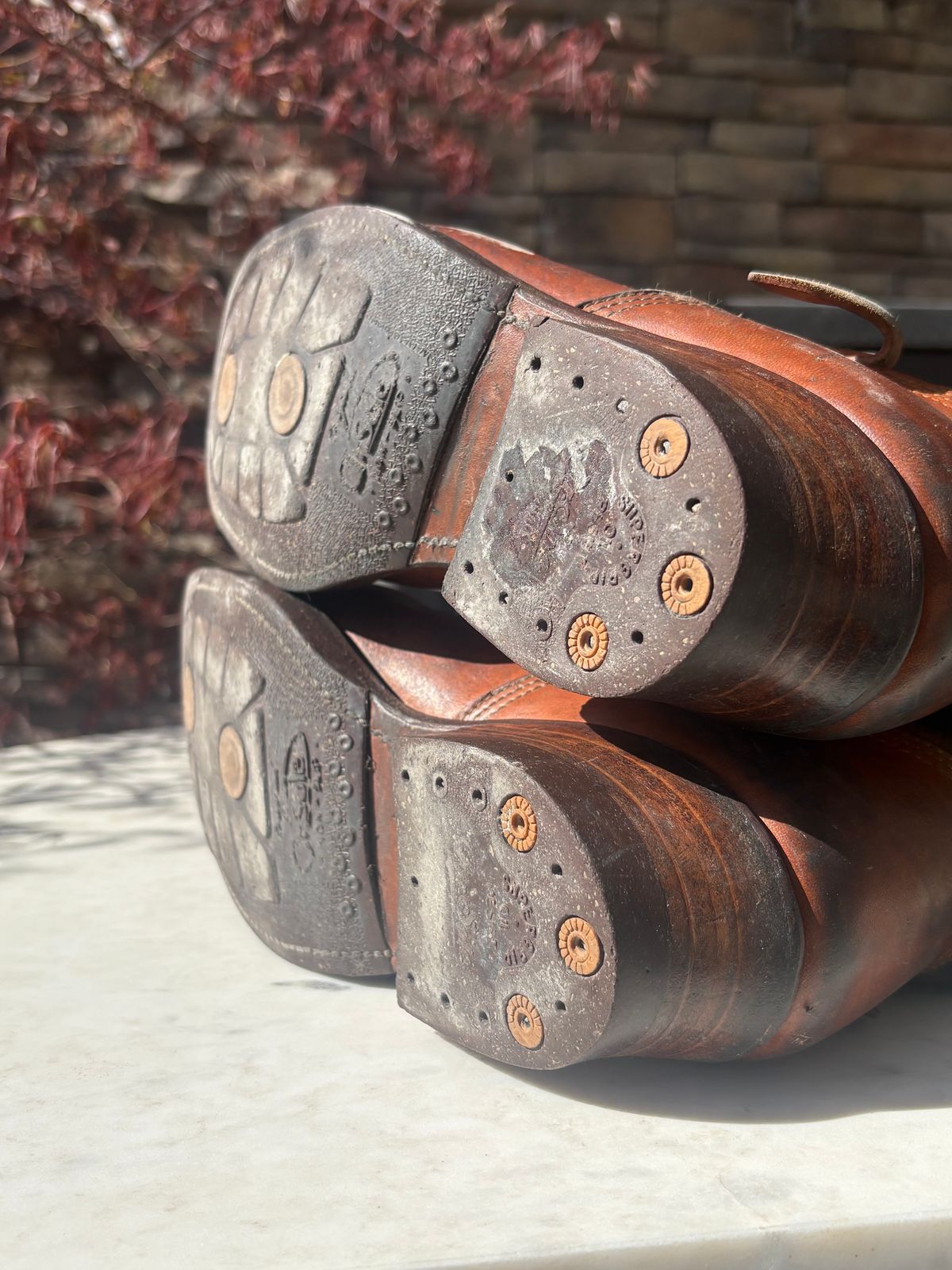 Photo by leafjar77 on April 5, 2026 of the Unsung U 22-2 Engineer Boot in Maryam Natural Rovescio Sego.