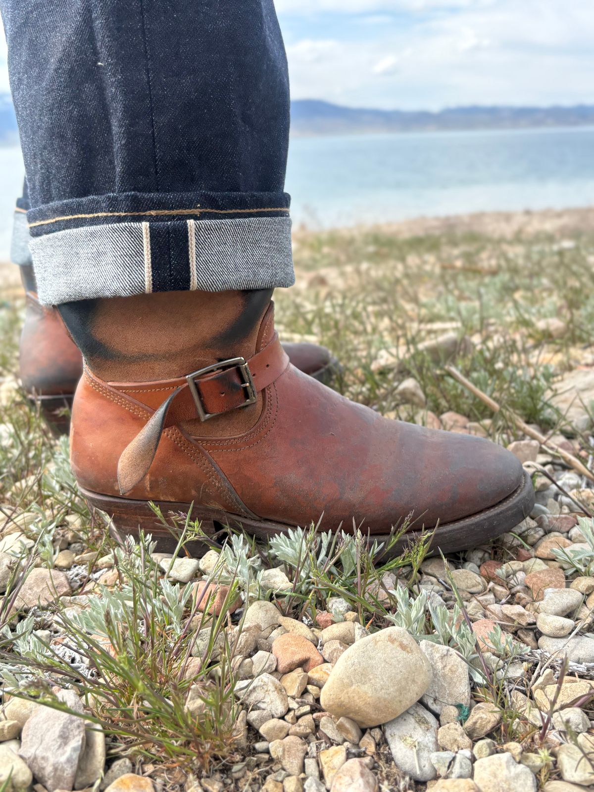 Photo by leafjar77 on April 10, 2026 of the Unsung U 22-2 Engineer Boot in Maryam Natural Rovescio Sego.