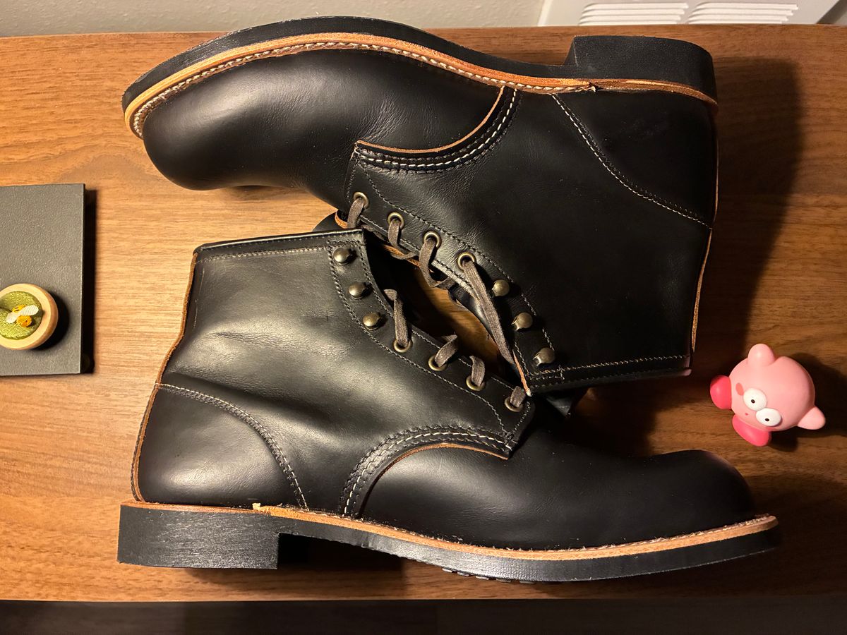 Photo by O on November 5, 2025 of the Red Wing Blacksmith in Black Prairie.