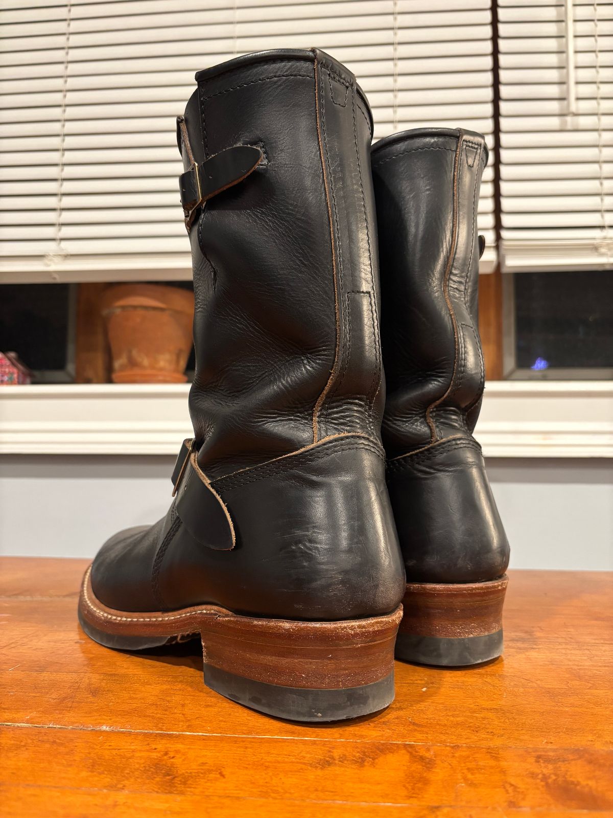 Photo by wallan28 on January 4, 2026 of the John Lofgren Wabash Engineer Boots in Horween Black Chromexcel.