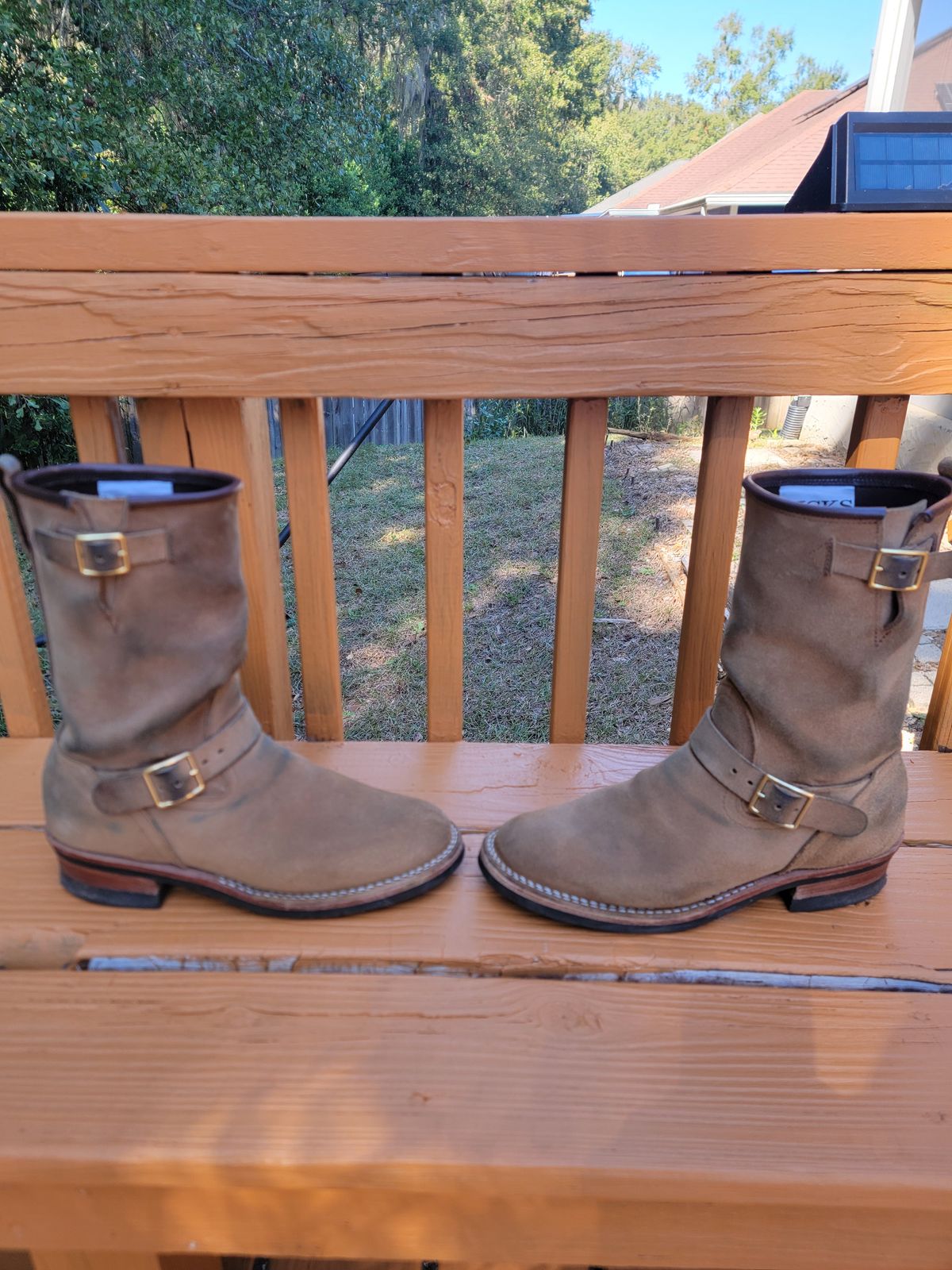 Photo by Tridog on November 1, 2025 of the Nicks Brakeman in Brown CXL Roughout.