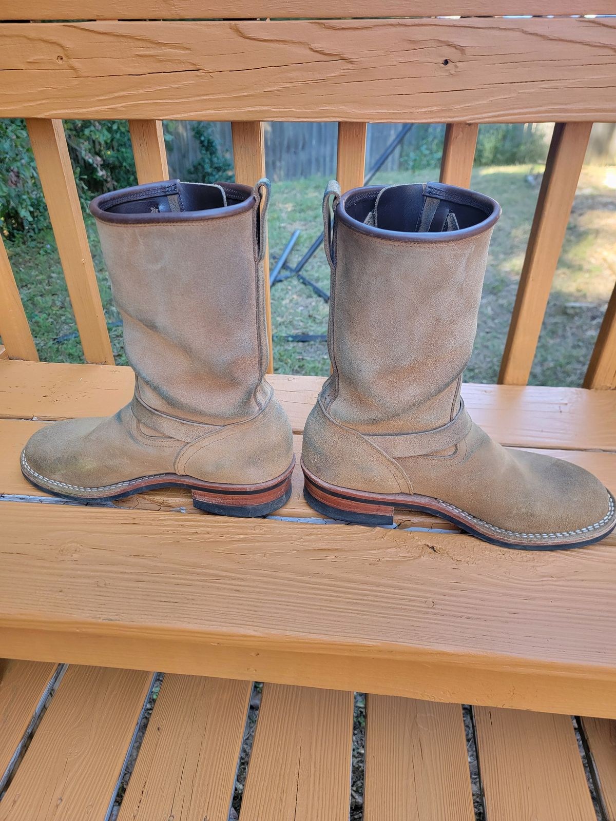 Photo by Tridog on November 1, 2025 of the Nicks Brakeman in Brown CXL Roughout.