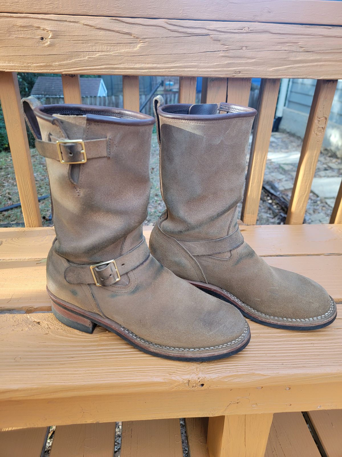 Photo by Tridog on December 2, 2025 of the Nicks Brakeman in Brown CXL Roughout.