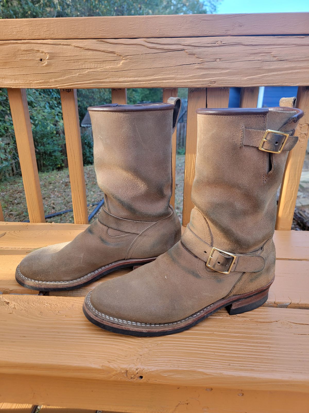 Photo by Tridog on December 2, 2025 of the Nicks Brakeman in Brown CXL Roughout.