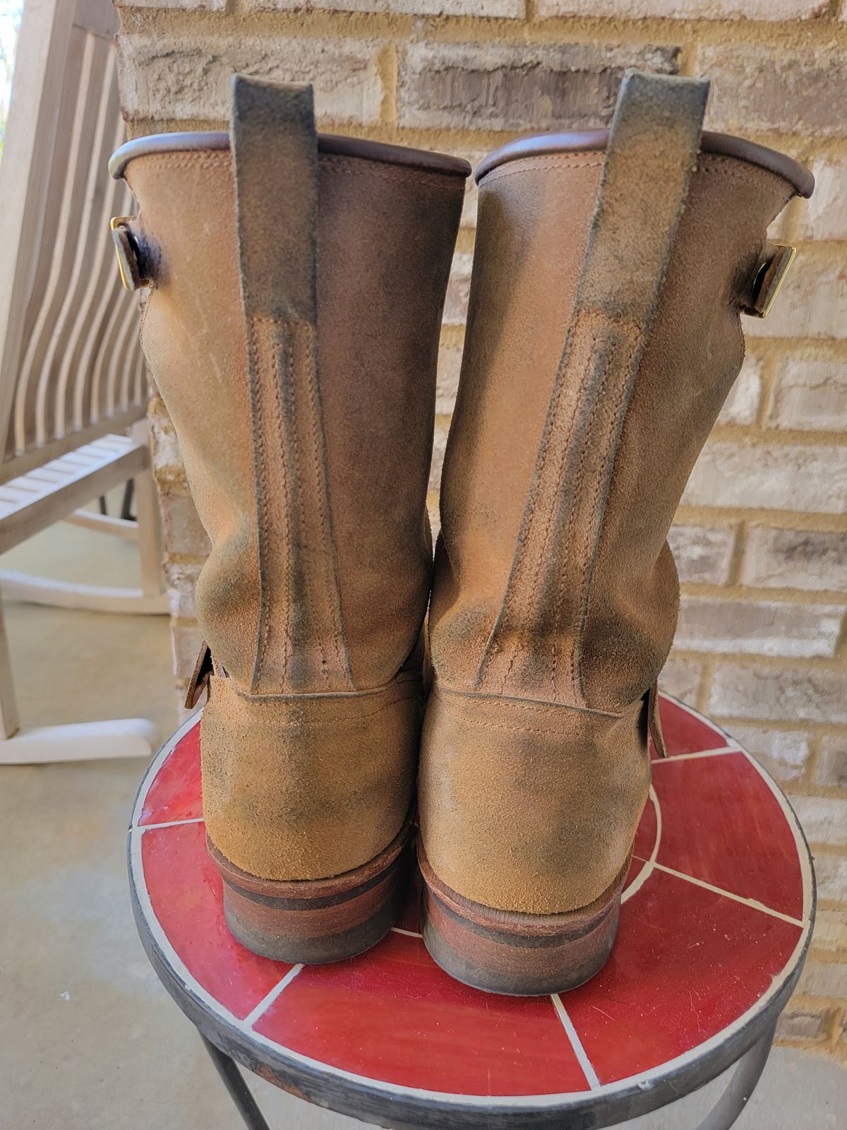 Photo by Tridog on January 1, 2026 of the Nicks Brakeman in Brown CXL Roughout.